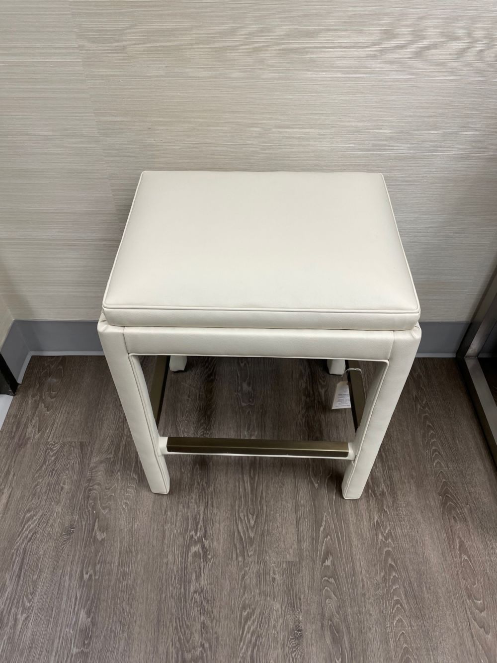 fultonn-counter-stool